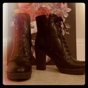 Combat boots heels